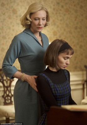Cate_Blanchett_and_Rooney_Mara_received_Spirit_-m-53_1448393258623 (1)
